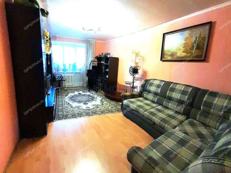 двухкомнатная квартира на Зеленодольской улице дом 56