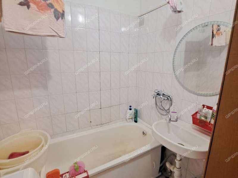 двухкомнатная квартира на Кстовской улице дом 23 город Кстово