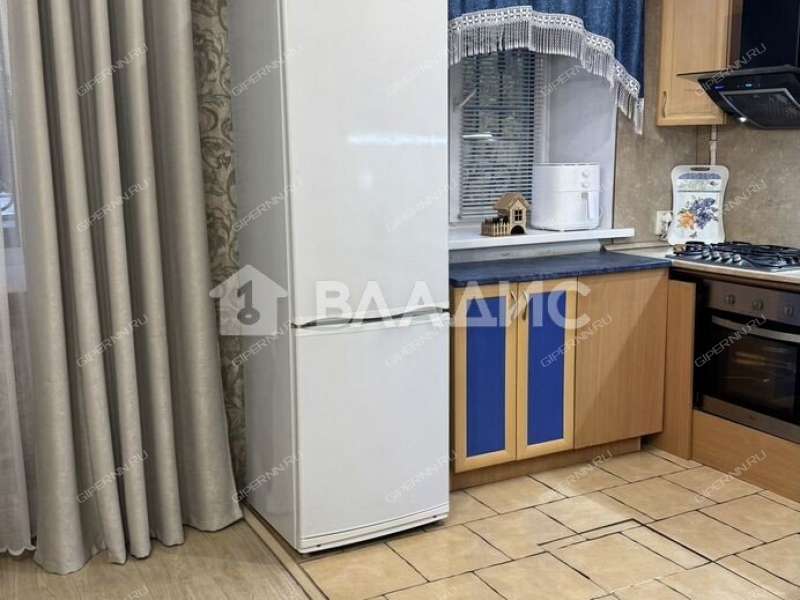 однокомнатная квартира на Корейской улице дом 15