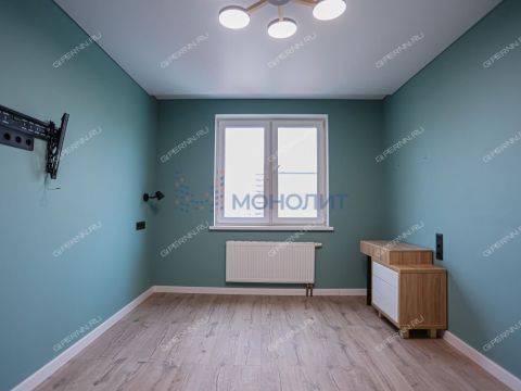 2-komnatnaya-ul-romantikov-d-7 фото