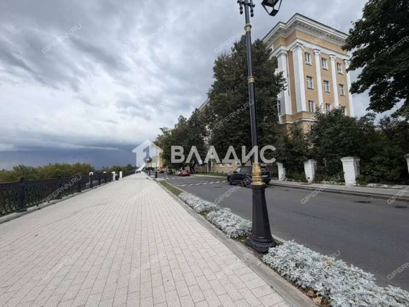 трёхкомнатная квартира на Верхне-Волжской набережной дом 17