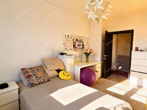 3-komnatnaya-ul-yablonevaya-d-12a фото