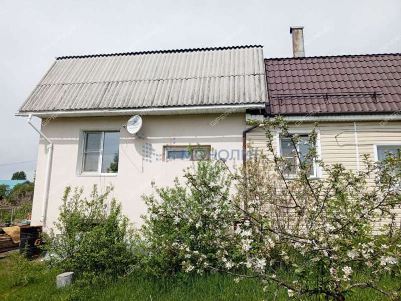 дом на Малой Урицкой улице село Селищи