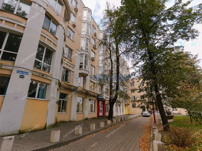 помещение под офис, торговую площадь на Большой Покровской улице