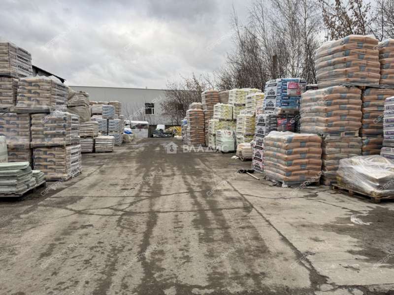 здание под офис, торговую площадь на Крутояровской улице