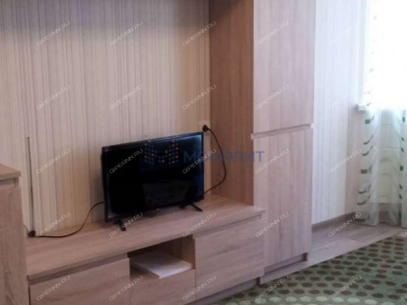 однокомнатная квартира на Волжской набережной дом 21