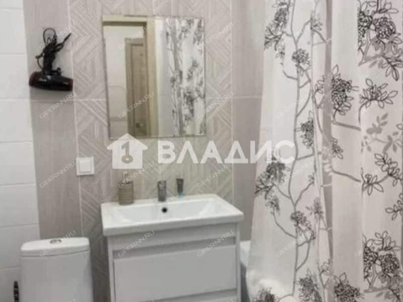однокомнатная квартира на улице Героя Советского Союза Сафронова дом 7 к1