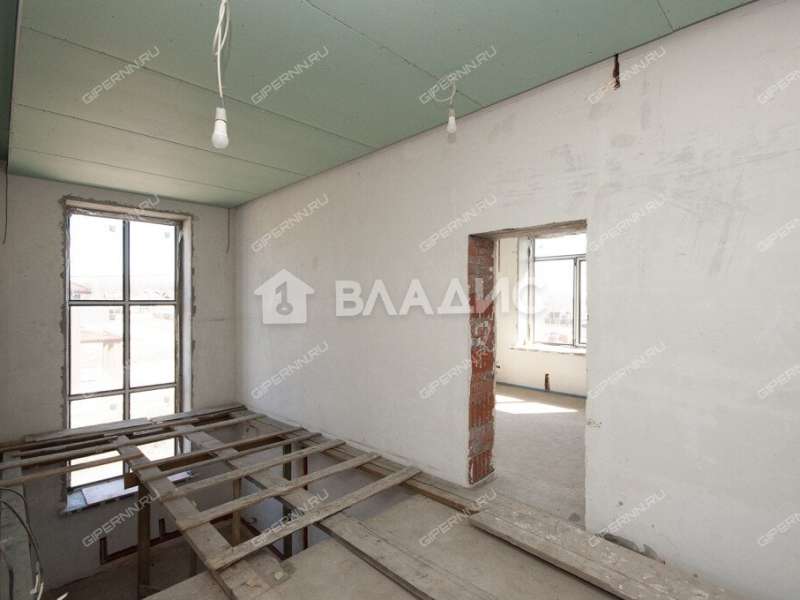 дом на улице Золотой Ключик территория ДНП Земляничная Поляна