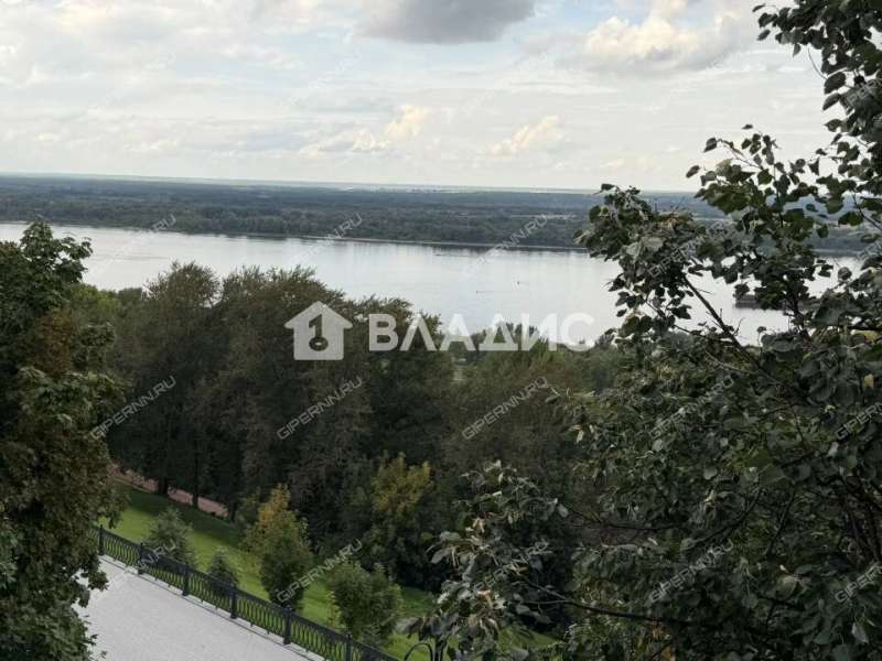 трёхкомнатная квартира на Верхне-Волжской набережной дом 17