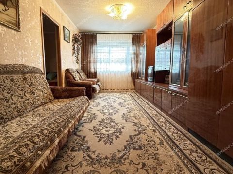 2-komnatnaya-poselok-40-let-oktyabrya-ul-kosmicheskaya-d-46 фото