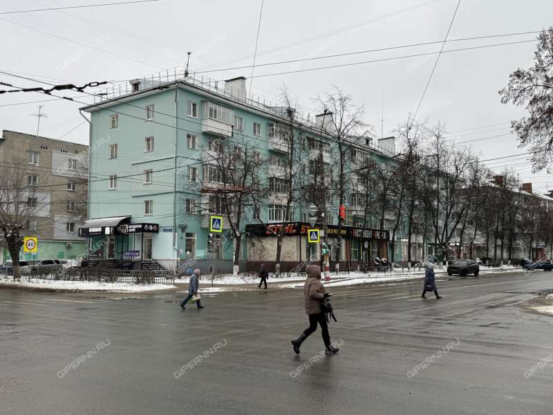 помещение под торговую площадь на улице Грибоедова город Дзержинск