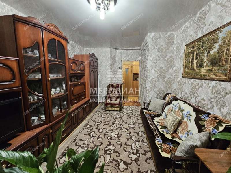 трёхкомнатная квартира на Октябрьской улице дом 11 город Бор