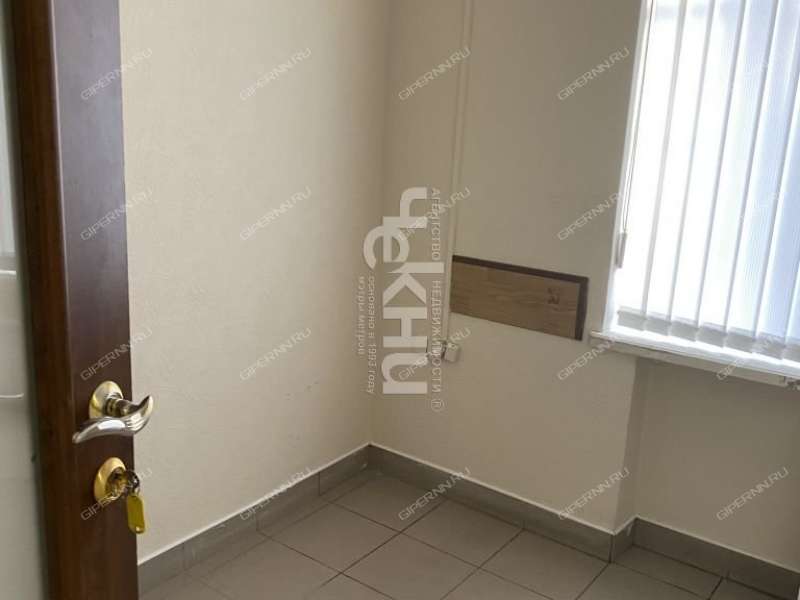 помещение под помещение свободного назначения на улице Ульянова