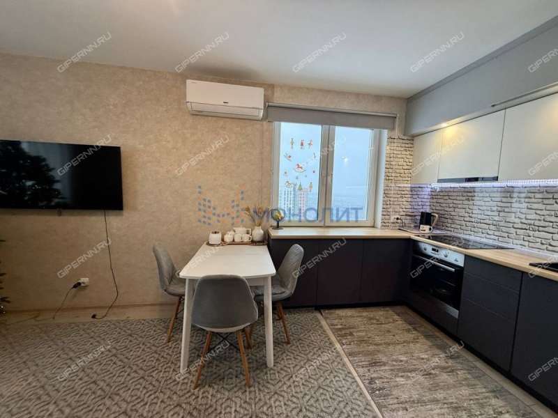 трёхкомнатная квартира на улице Цветочная дом 13 к1