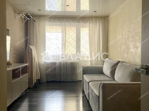 3-komnatnaya-ul-sergeya-akimova-d-25 фото