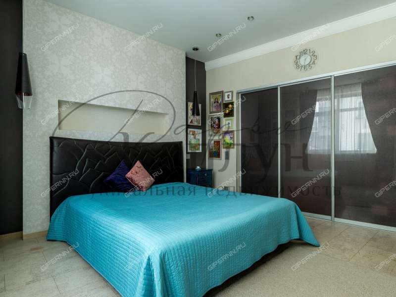 четырёхкомнатная квартира на улице Минина дом 19/6