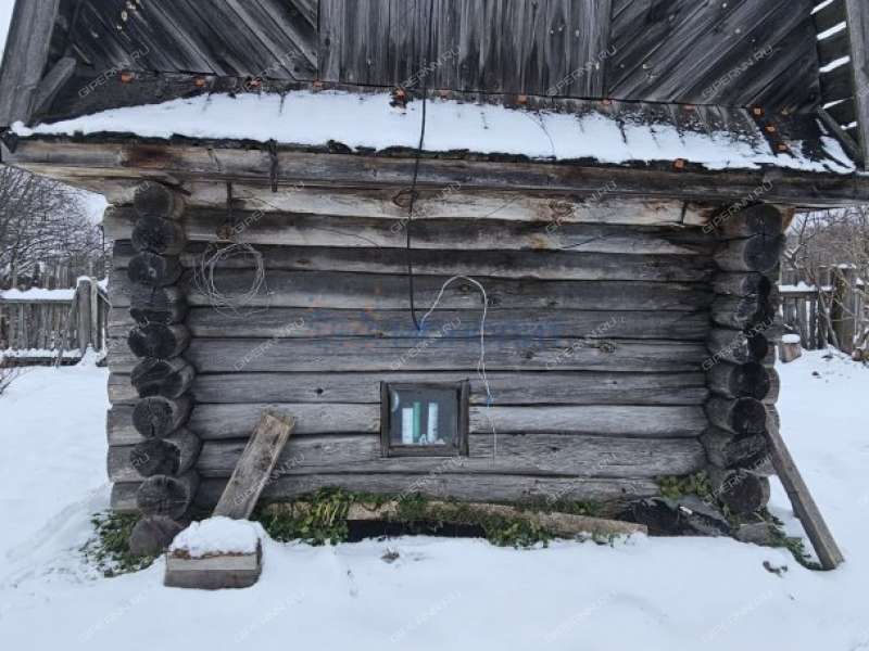 дом на улице 40 лет Победы деревня Пияичное