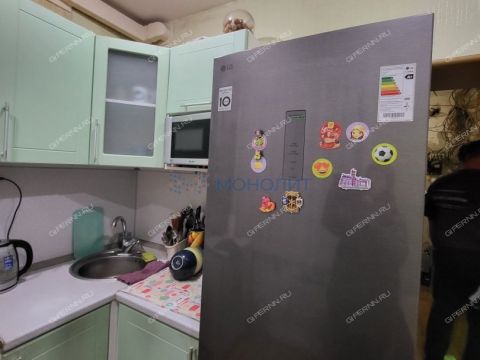 2-komnatnaya-ul-kosmonavta-komarova-d-11 фото