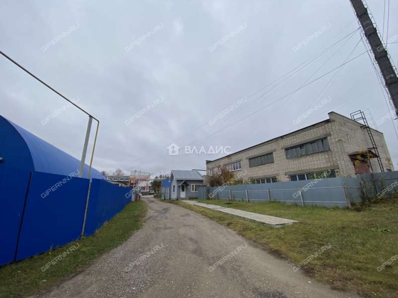 здание под офис, торговую площадь на Стеклозаводском шоссе город Бор