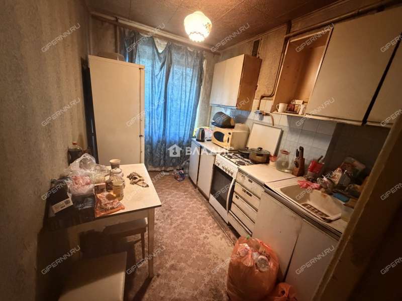 трёхкомнатная квартира на улице Строкина дом 8