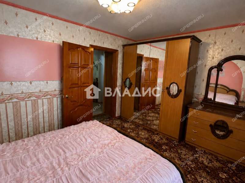 трёхкомнатная квартира на Кстовской улице дом 23 город Кстово