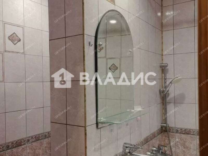 трёхкомнатная квартира на Молодёжном проспекте дом 38 к1