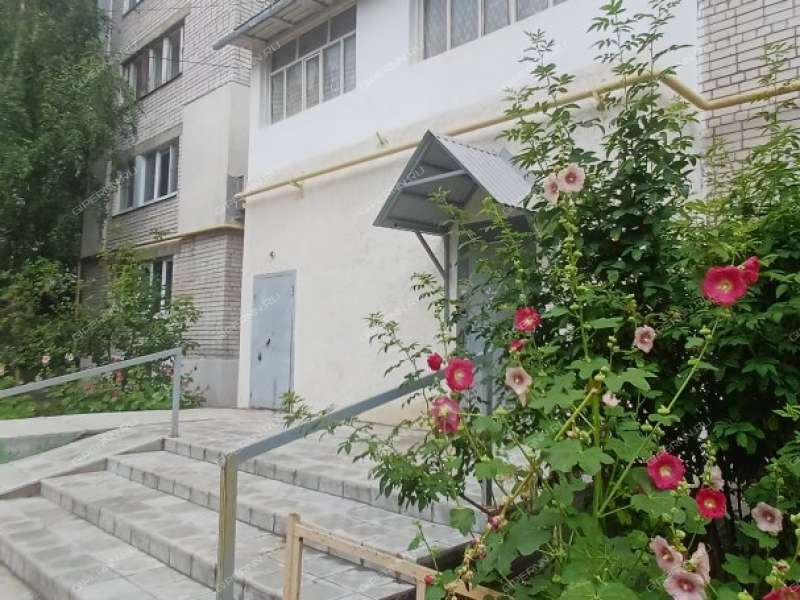 трёхкомнатная квартира на улице Героя Советского Союза Усилова дом 1 к4