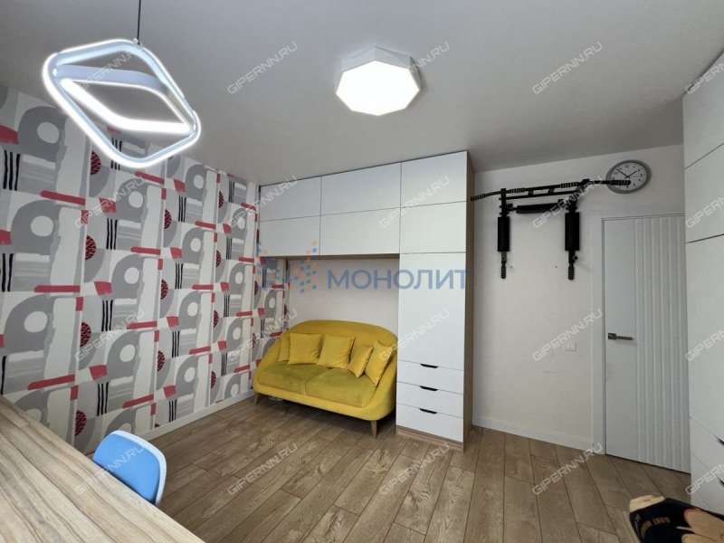 трёхкомнатная квартира на улице Семашко дом 28