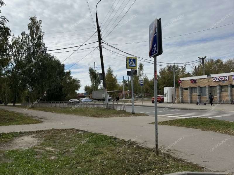 трёхкомнатная квартира на улице Строкина дом 11