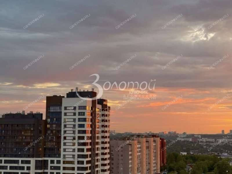 трёхкомнатная квартира на Деловой улице дом 22