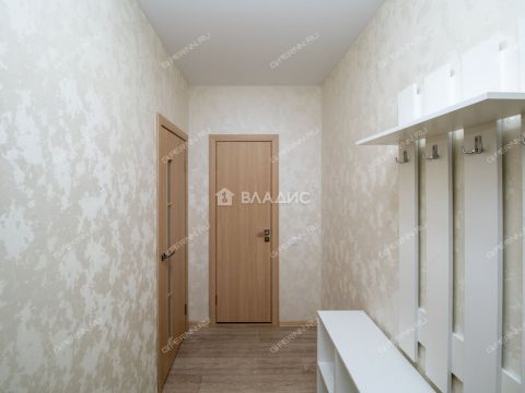 1-komnatnaya-ul-50-letiya-pobedy-d-10 фото