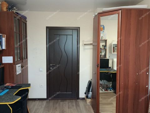 3-komnatnaya-ul-sergeya-akimova-d-9 фото