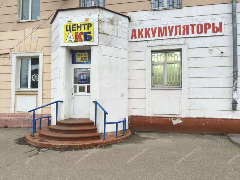 помещение под торговую площадь на улице Октябрьской Революции