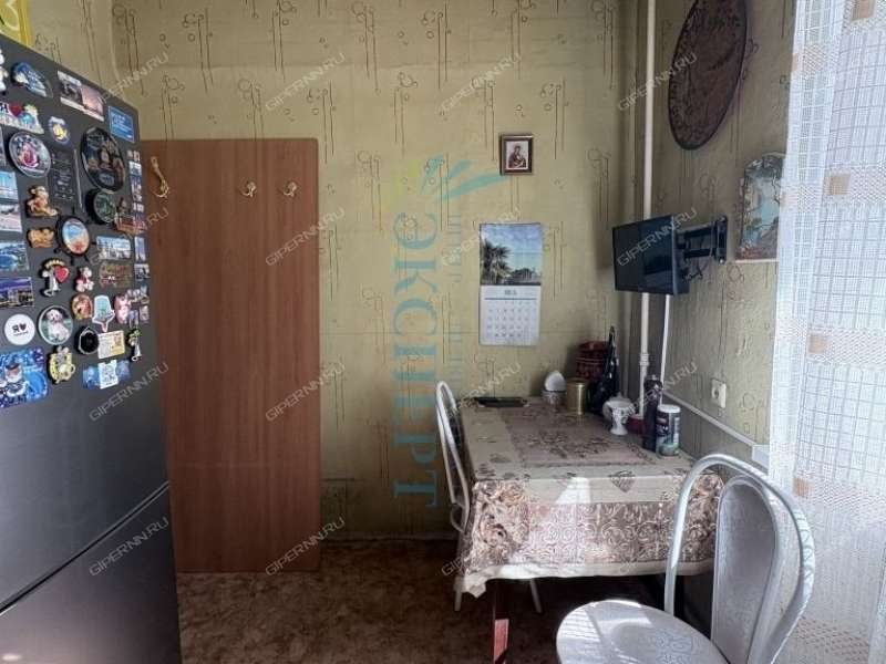 трёхкомнатная квартира на улице Бекетова дом 4