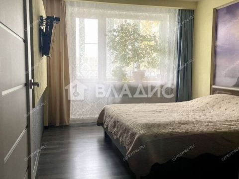 3-komnatnaya-ul-sergeya-akimova-d-25 фото