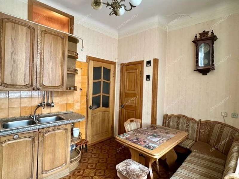 четырёхкомнатная квартира на улице Ватутина дом 2