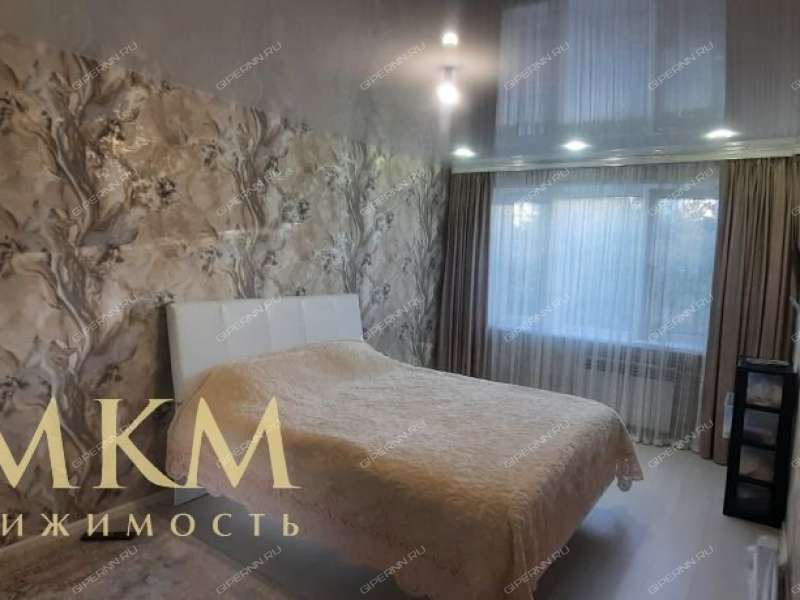 трёхкомнатная квартира на Дворовой улице дом 36