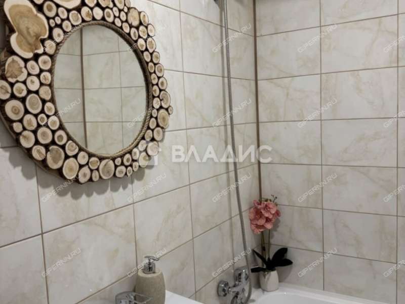 квартира-студия на Мончегорской улице дом 11А/3