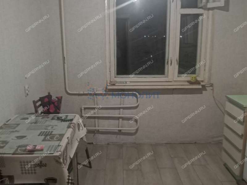 трёхкомнатная квартира на улице Строкина дом 3