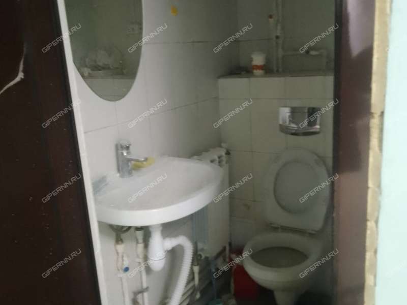 помещение под офис, торговую площадь на проспекте Ленина