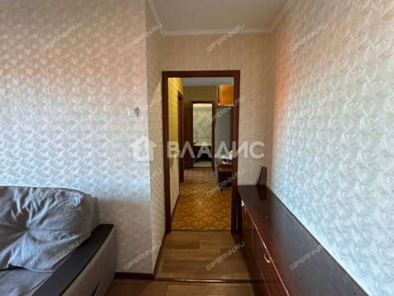 трёхкомнатная квартира на Ижорской улице дом 34