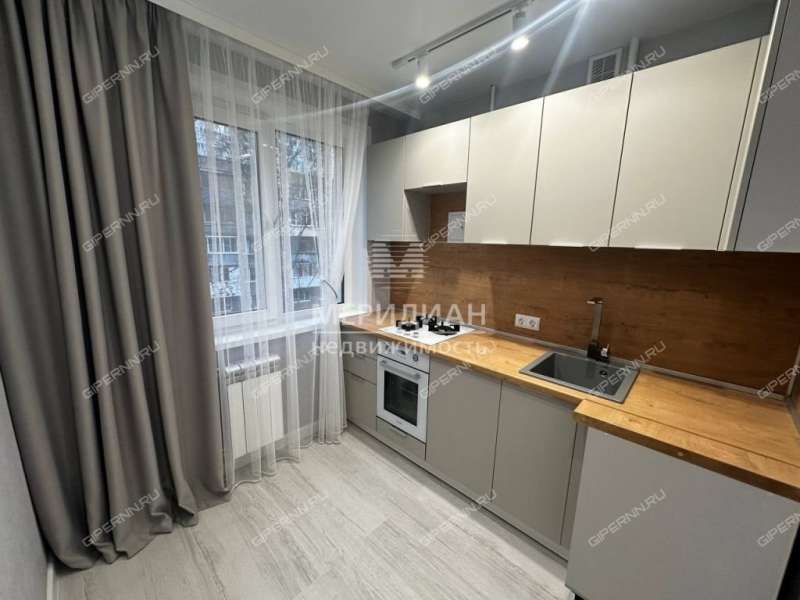 двухкомнатная квартира на улице Академика Лебедева дом 12