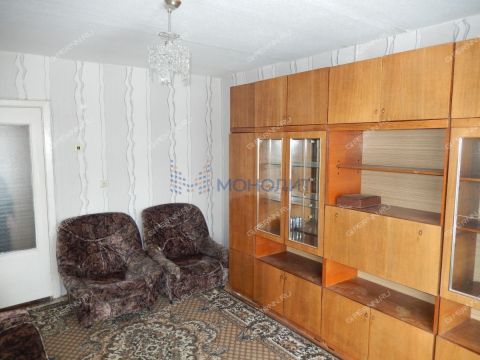 3-komnatnaya-b-r-zarechnyy-d-3 фото