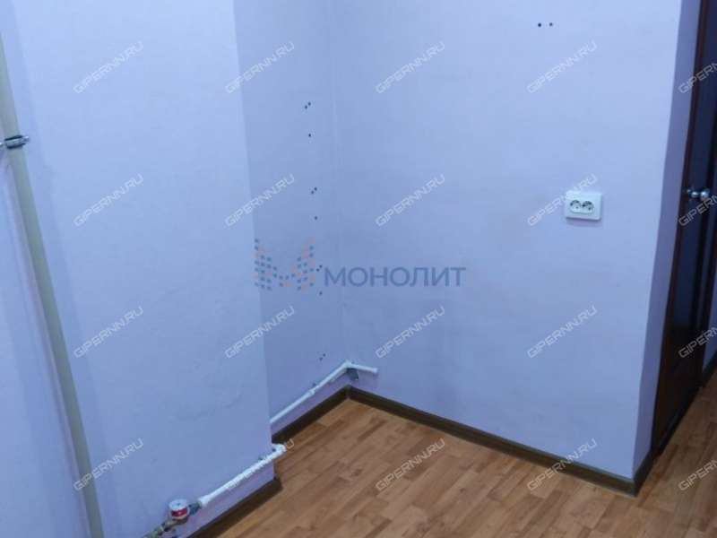 помещение под офис, недвижимость под салоны красоты на улице Героя Попова