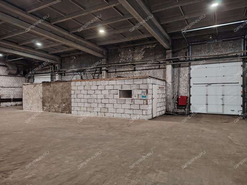 помещение под склад на Кузбасская ул, д.15А