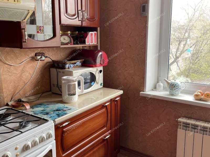 трёхкомнатная квартира в Бакинском переулке дом 1