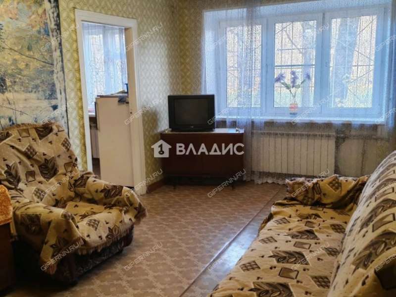 трёхкомнатная квартира на Моховой улице дом 15/2