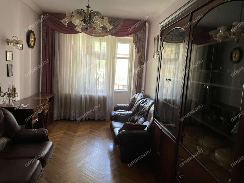 трёхкомнатная квартира на улице Минина дом 29