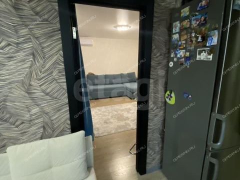 2-komnatnaya-nab-volzhskaya-d-24 фото