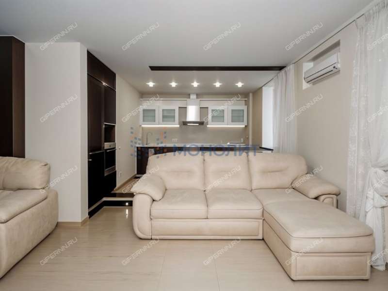 трёхкомнатная квартира на проспекте Октября дом 25